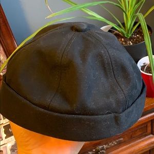 Landlord hat